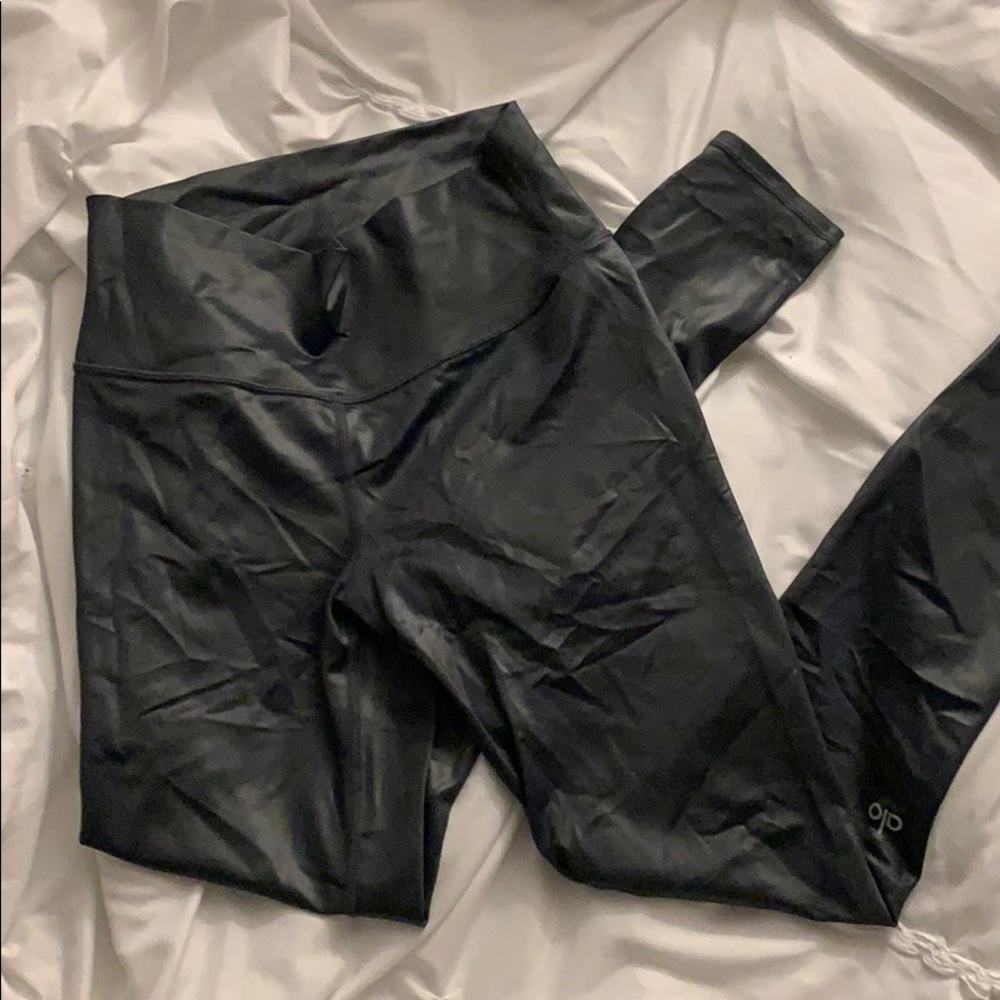 Alo Yoga shine leggings EUC